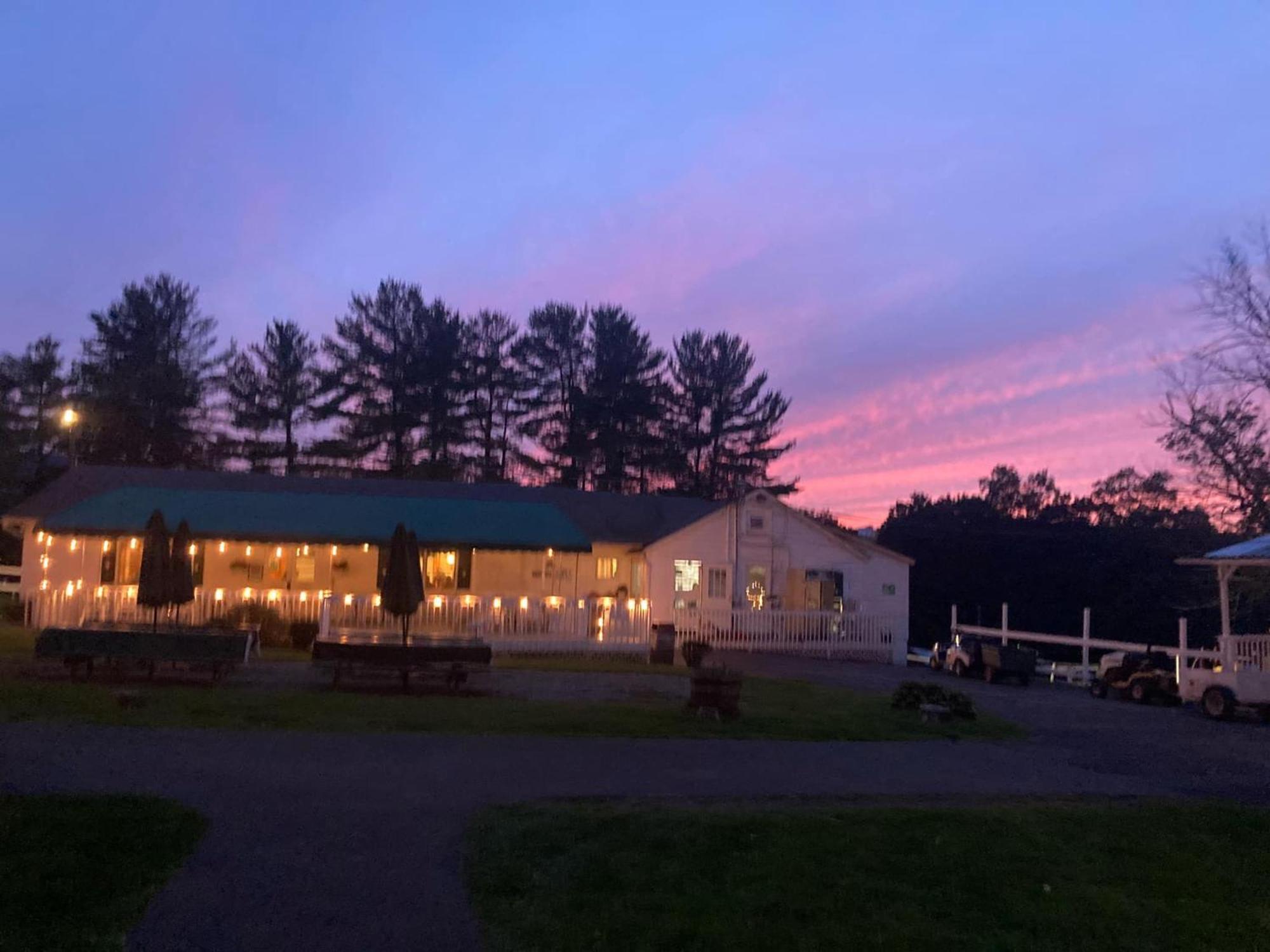 Gavin'S Iris H Country Inn Cornwallville Exteriör bild